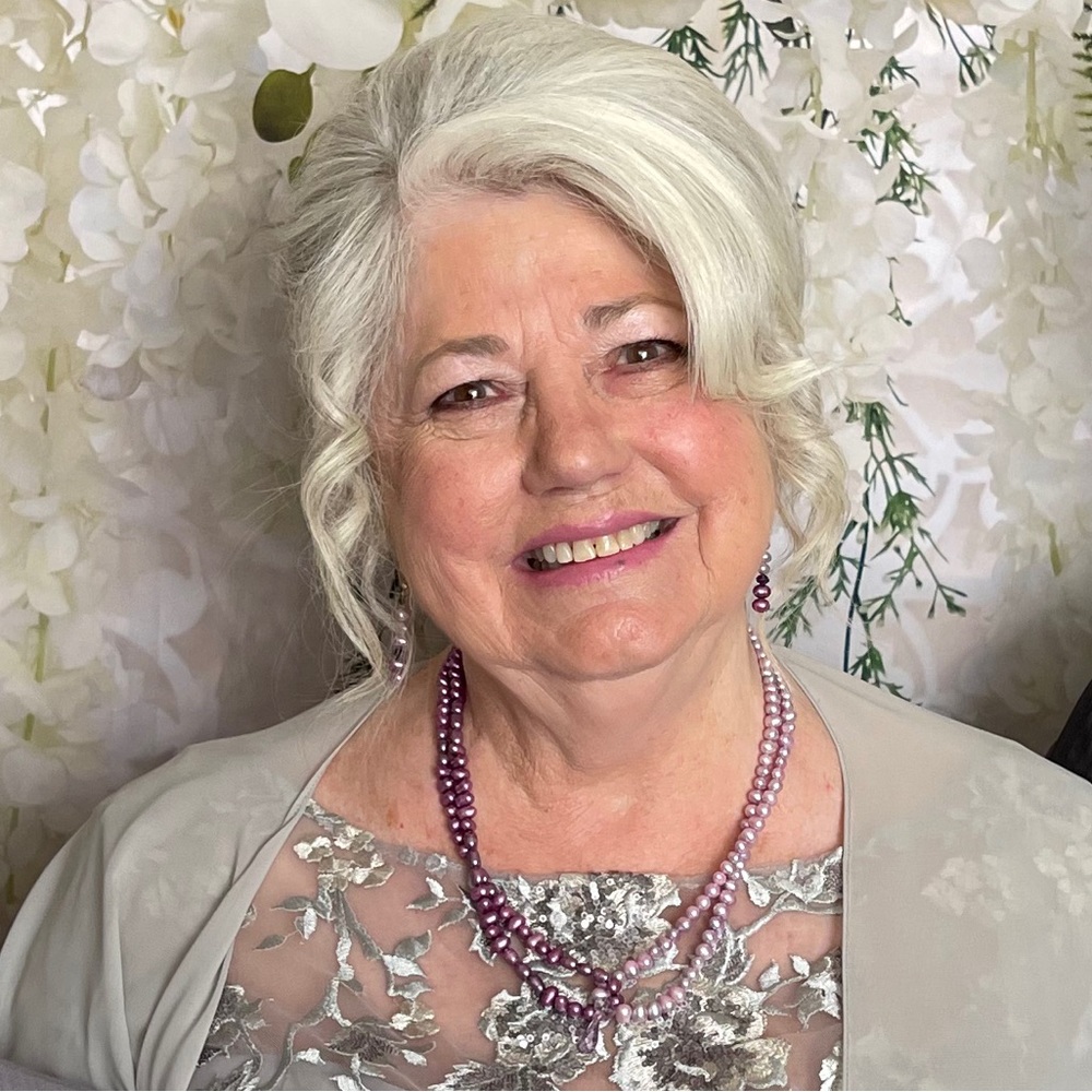 Meet your Posher, Sharon